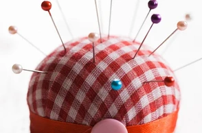 К чему снится игольница