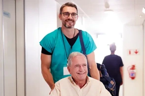 К чему снится санитар