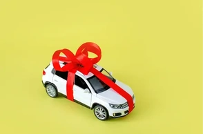 К чему снится получить в подарок машину