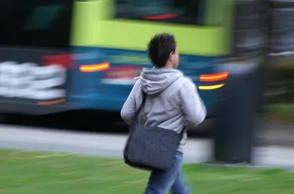 К чему снится бежать за автобусом