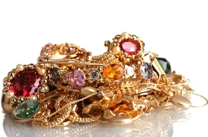 К чему снятся украшения с камнями