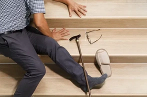 К чему снится падать с лестницы