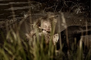 К чему снится упасть в грязь